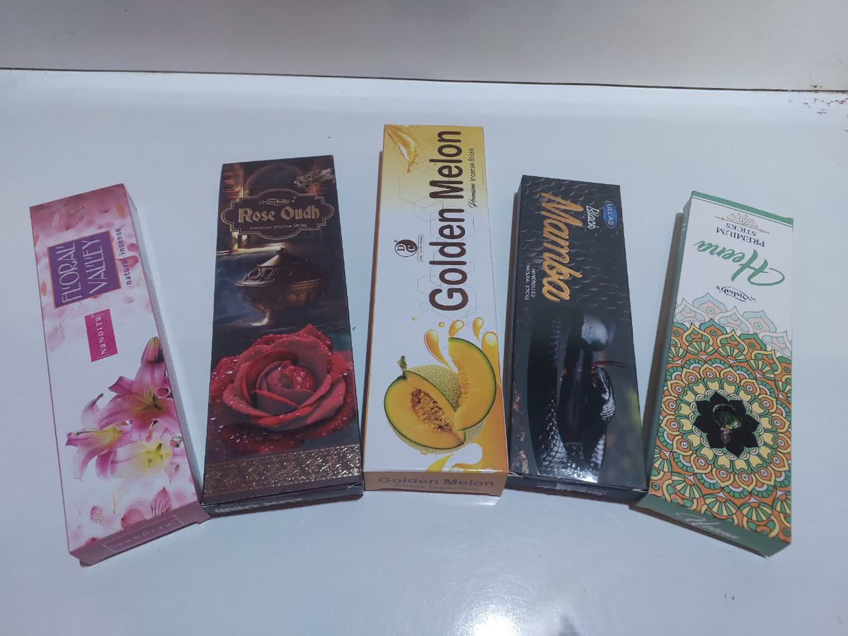 انواع عود دست ساز